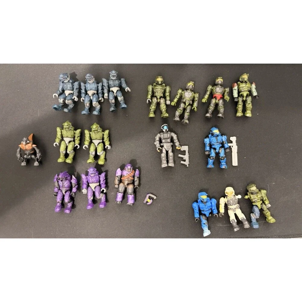 Halo Mega Bloks Mini Figure Lot 15 Figures - 3 Weapons - 3 Figures for parts